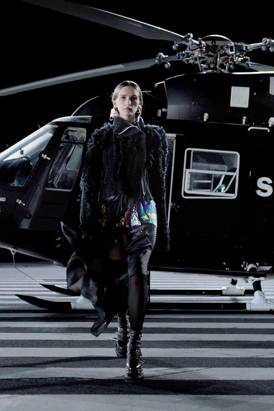 Look 35